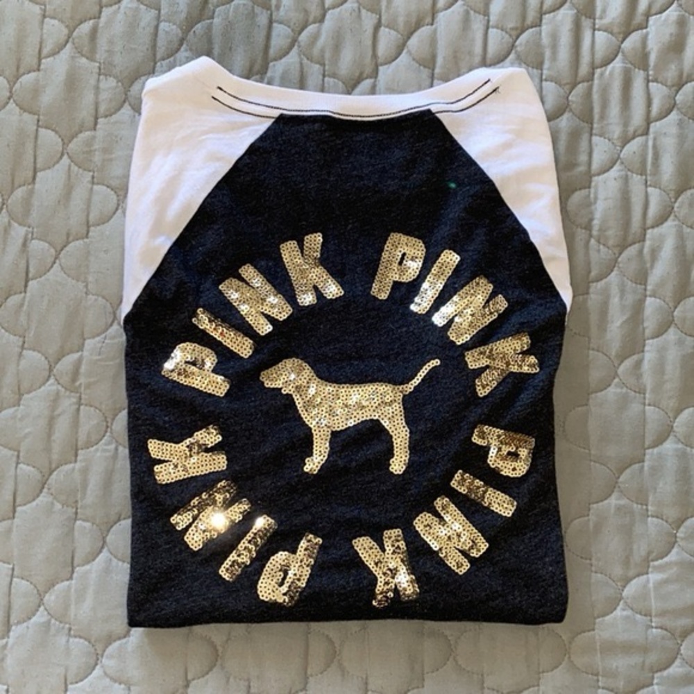 PINK Victoria's Secret Black and Gold Quarter Length Sleeve Tee